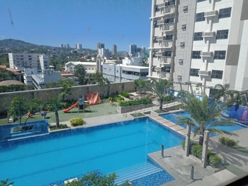 סבו Horizon 101 A4 Near Robinson Mall Free Pool Wifi מראה חיצוני תמונה